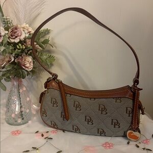 Dooney N Bourke Signature Baguette